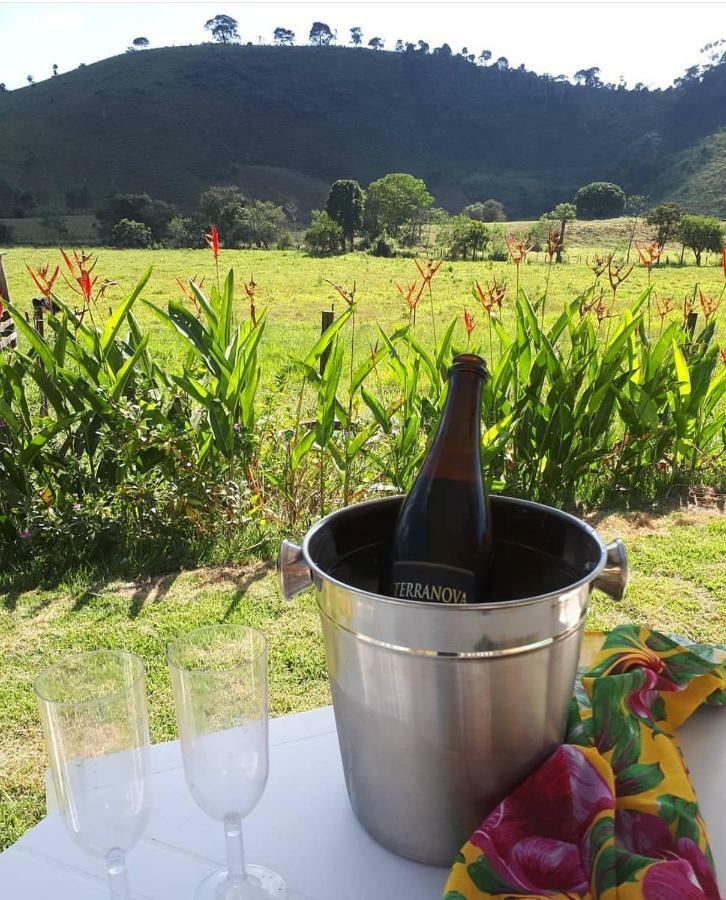 Pousada Chales Dos Montes Santana dos Montes Zewnętrze zdjęcie